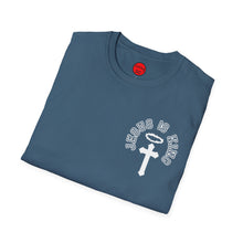 Load image into Gallery viewer, T-SHIRT JESUS IS KING

